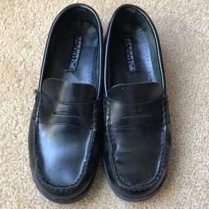 Sperry Topsider boys leather shoes size 6